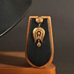 22KT Gold Kulo-shaped Choker-cum-necklace